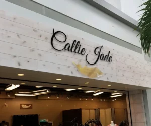 callie-jade-acrylic-large-1